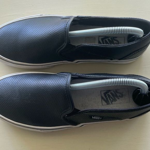 VANS Black Leather Slip Ons 721461 - Picture 8 of 11